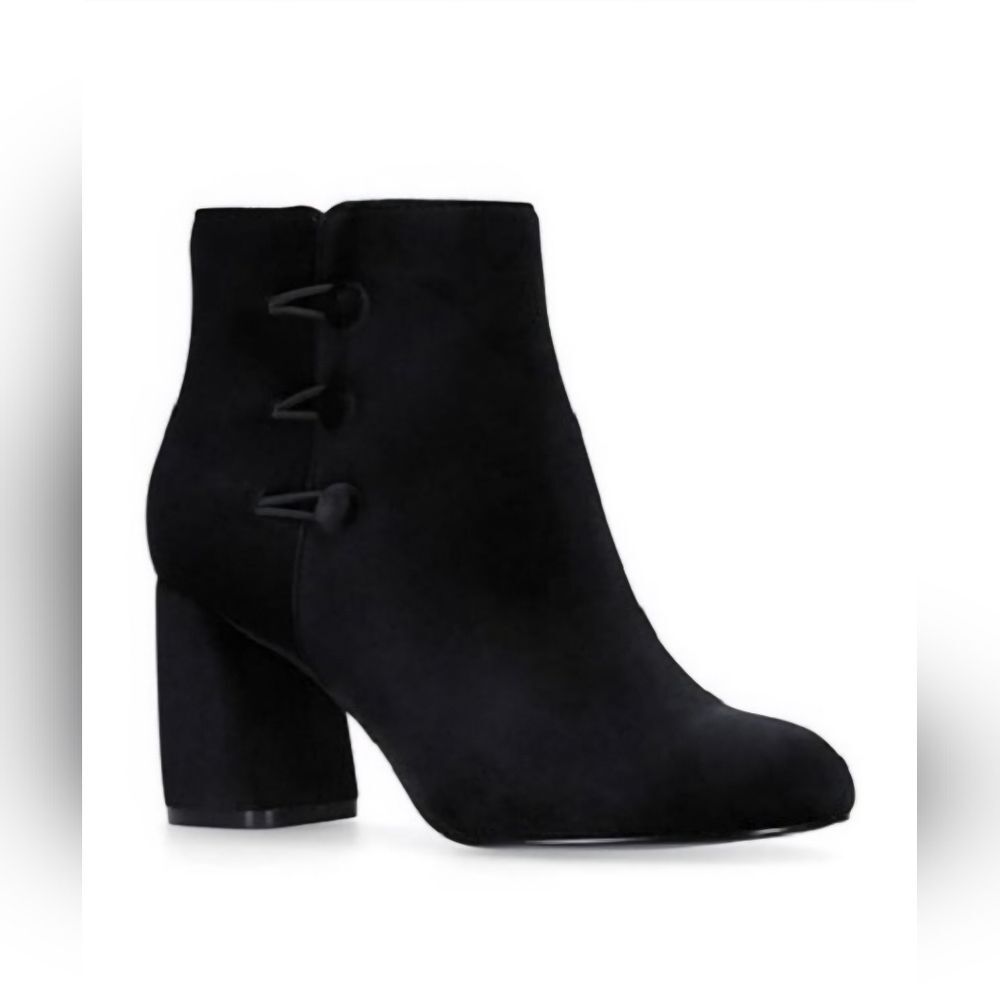 Nine West Black Velvet Ankle Booties Round Toe Block Heel Side Zip 6.5
